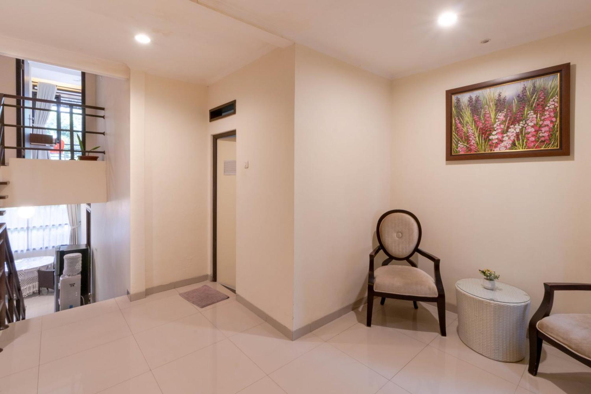 Family Only Mountain View - De Reiz Kesuma Syariah 3br Villa